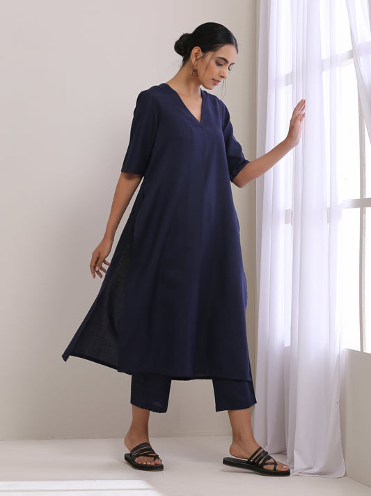 trueBrowns Blue Slub High Slit Kurta Pant Set