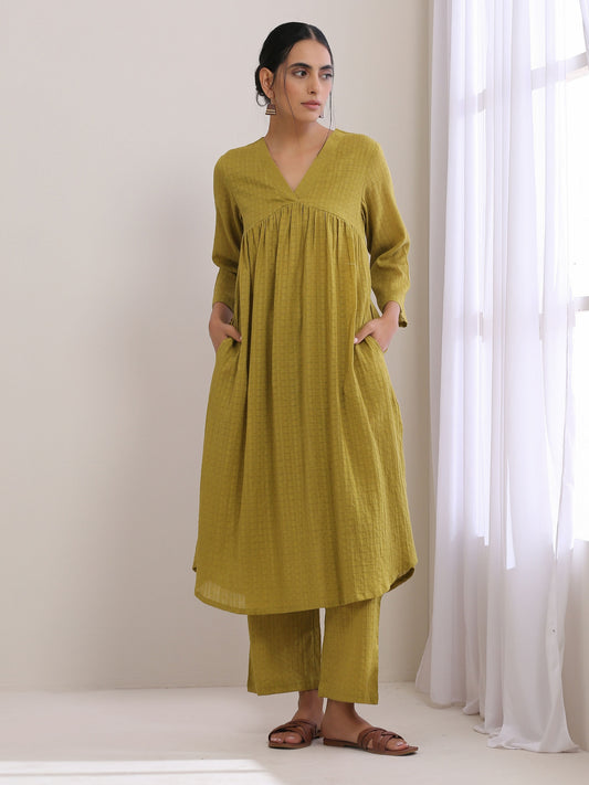 trueBrowns Avacado Green Dobby Flared Slit Kurta Pant Set
