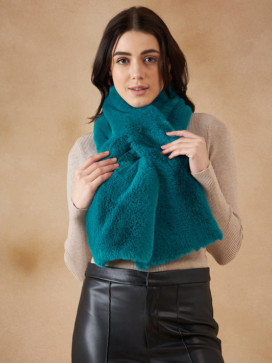 InWeave Women's Cyan Blue Faux Fur Neck Warmer
