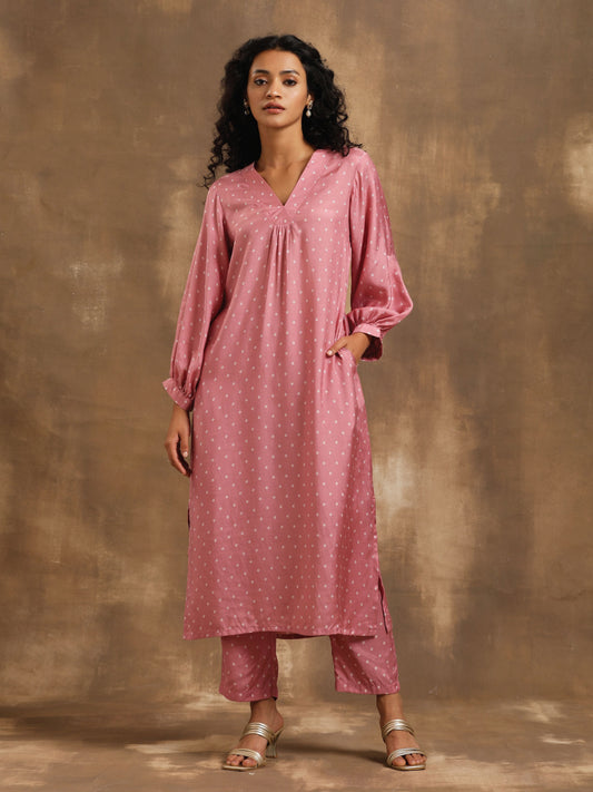 trueBrowns Light Mauve Bandhani Printed Silk Kurta Pant Set