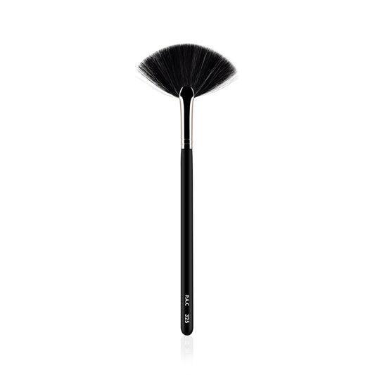 PAC Studio Fan Brush - 325