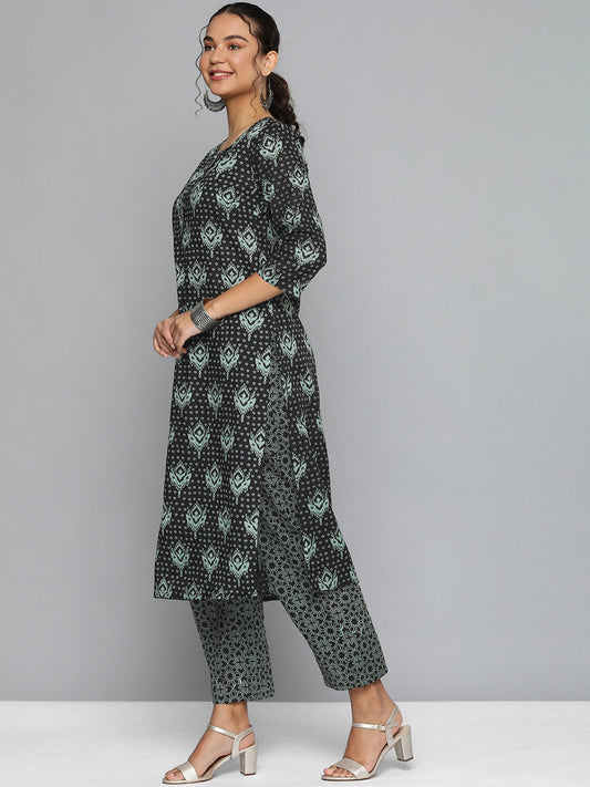 HERE&NOW Women Black & Green Printed Pure Cotton Kurta with Trousers