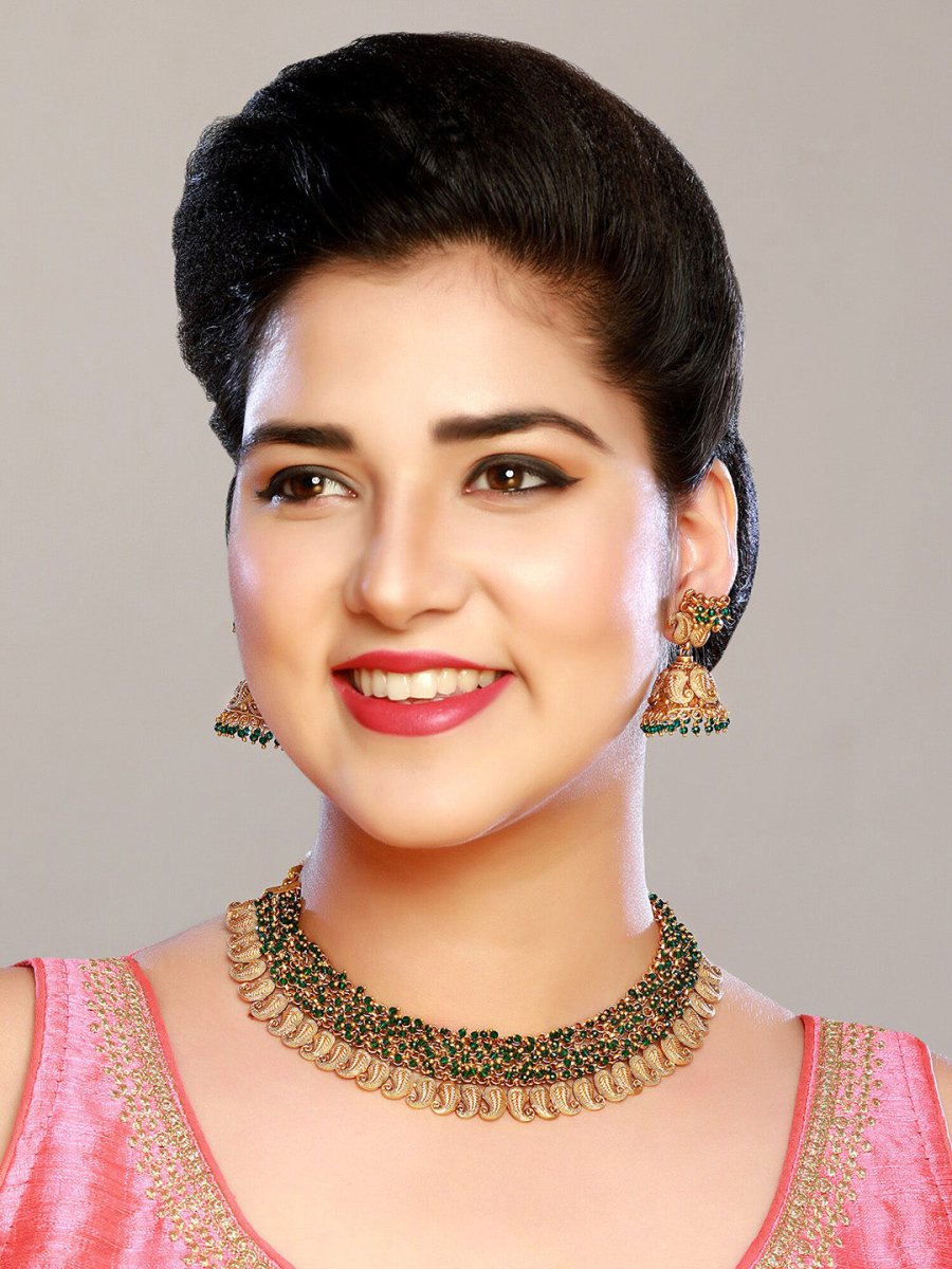 Aadita Gold-Plated Green Pearls Beaded Choker Jewellery Set - Grab2buy