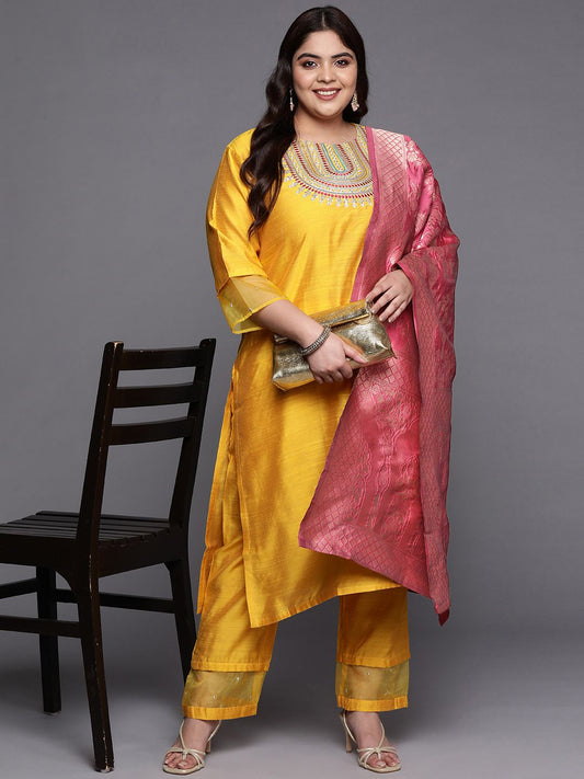Sztori Plus Size Ethnic Motifs Embroidered Regular Kurta & Palazzos With Dupatta