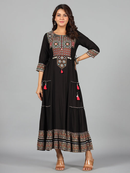 Juniper Women's Black Rayon Staple Printed Tiered Maxi Dress