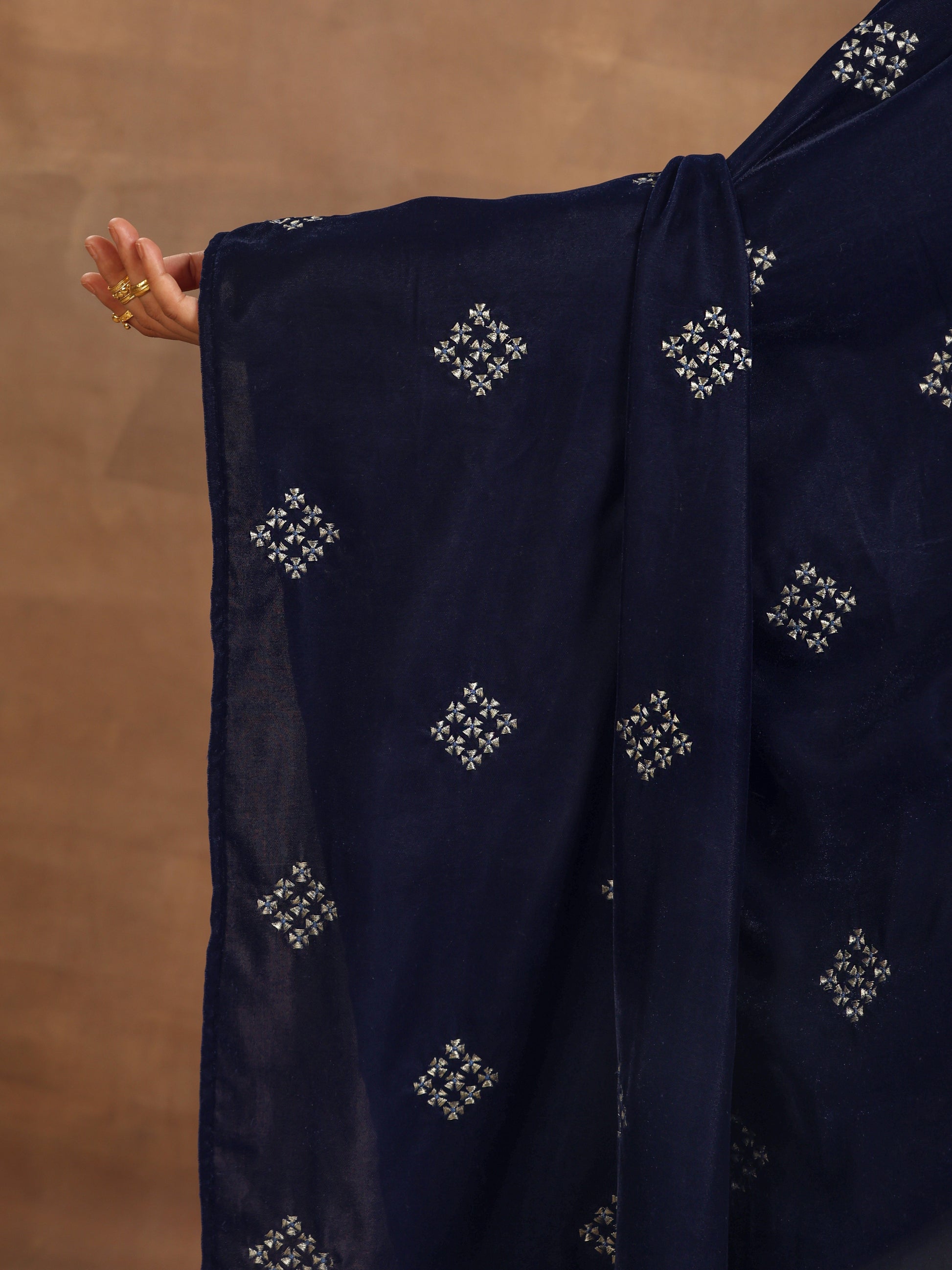 trueBrowns Midnight Blue Velvet Embroidered Shawl - Grab2buy