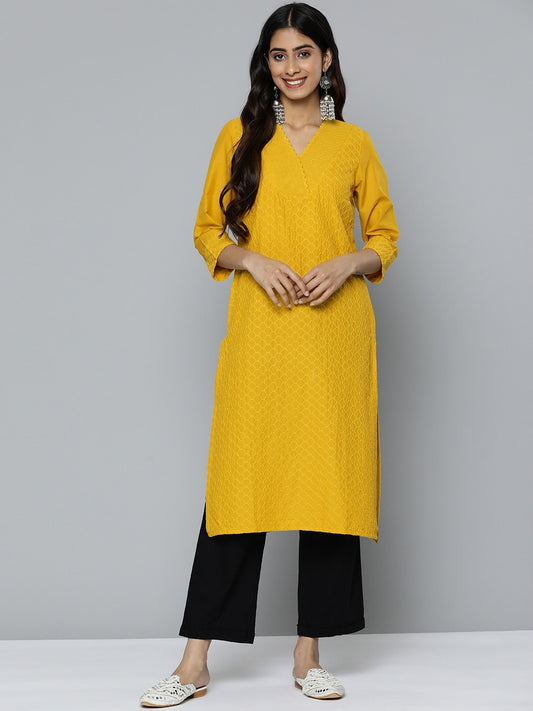 HERE&NOW Women Geometric Embroidered Kurta