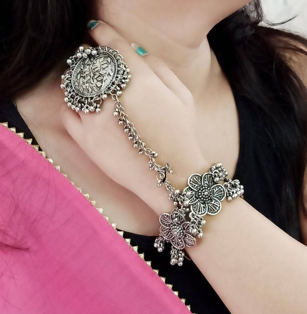 Mominos Fashion Oxidised Silver Plated Traditional Bracelet
