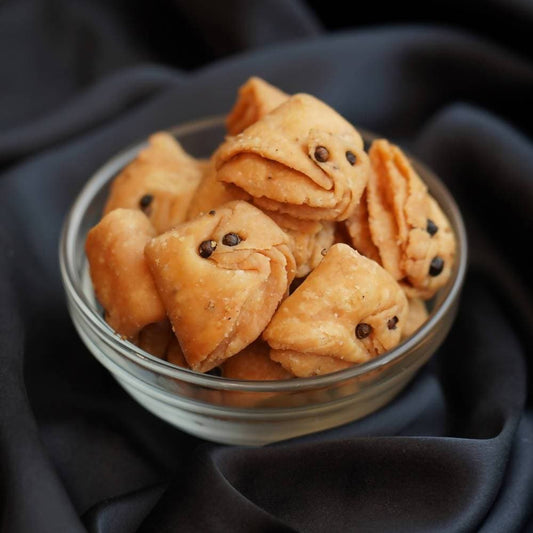 Nathu's Bengali Mathri