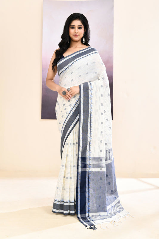 Piyari Fashion Women's White Embellished Cotton Saree