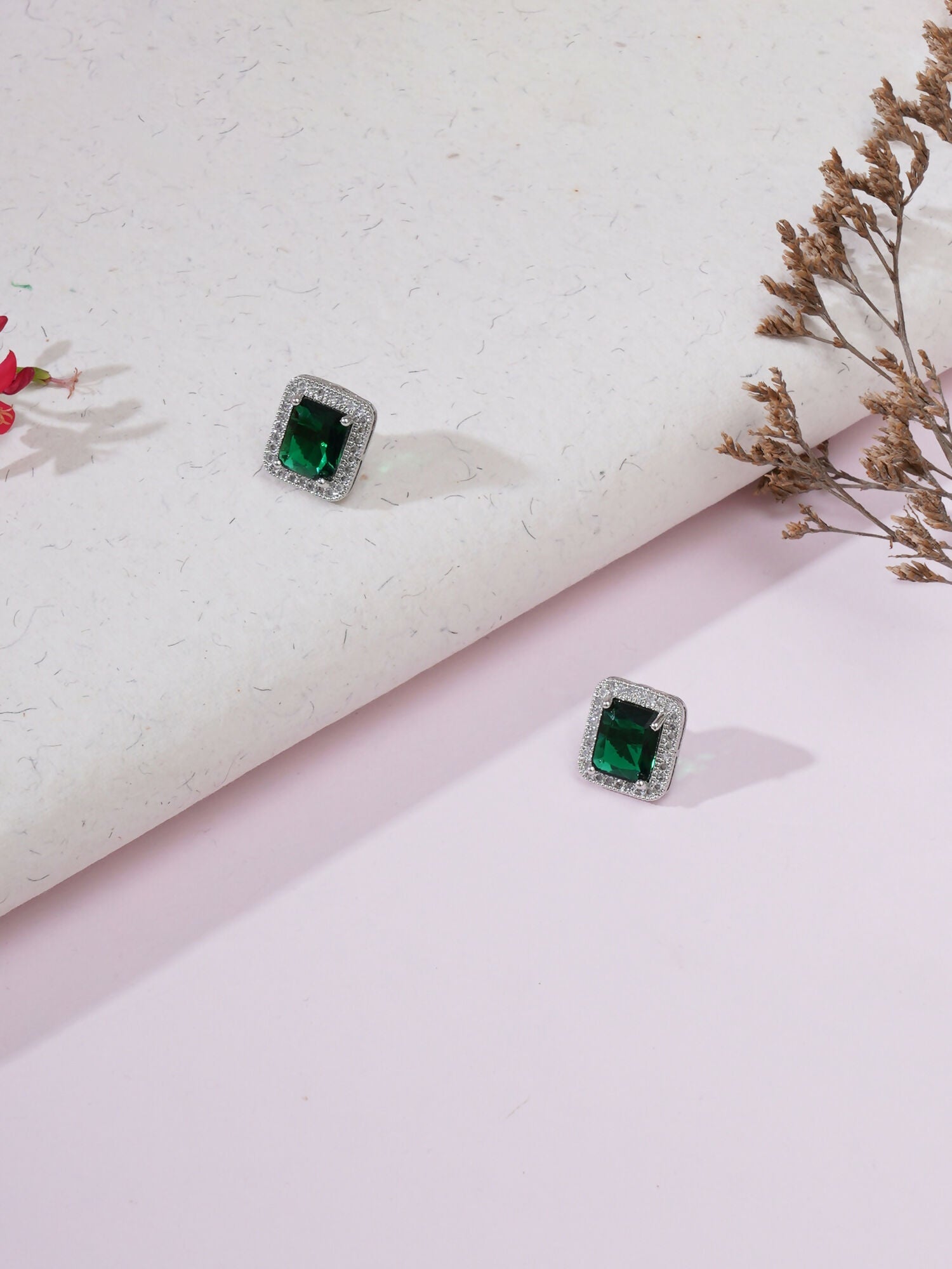 stone stud (green) - Ruby Raang - Grab2buy