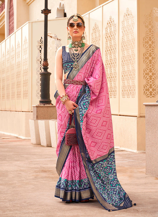 Monjolika Fashion Patola Silk Pink And Navy Blue Patola Print Classic Saree