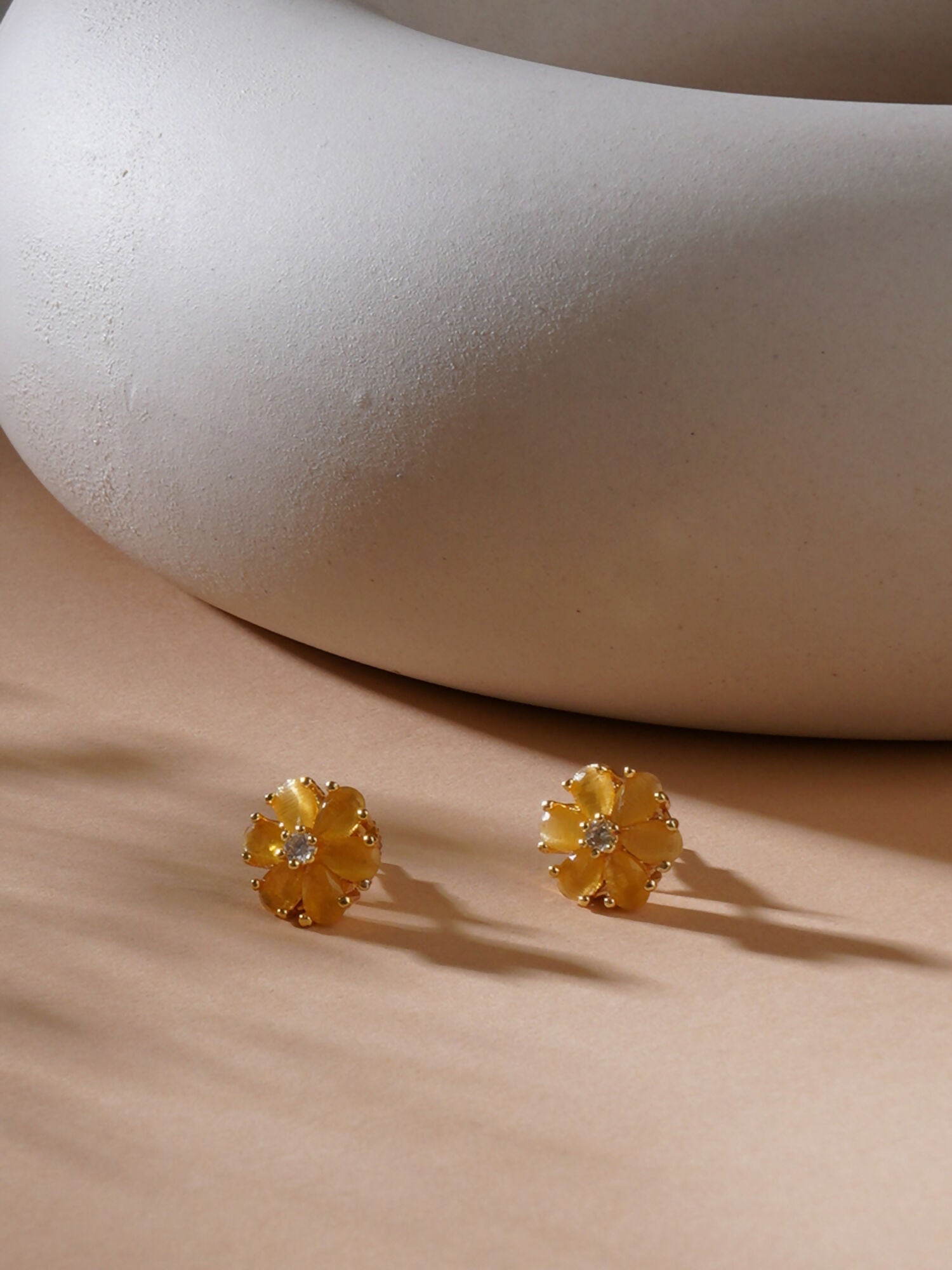 stone stud (yellow) - Ruby Raang - Grab2buy