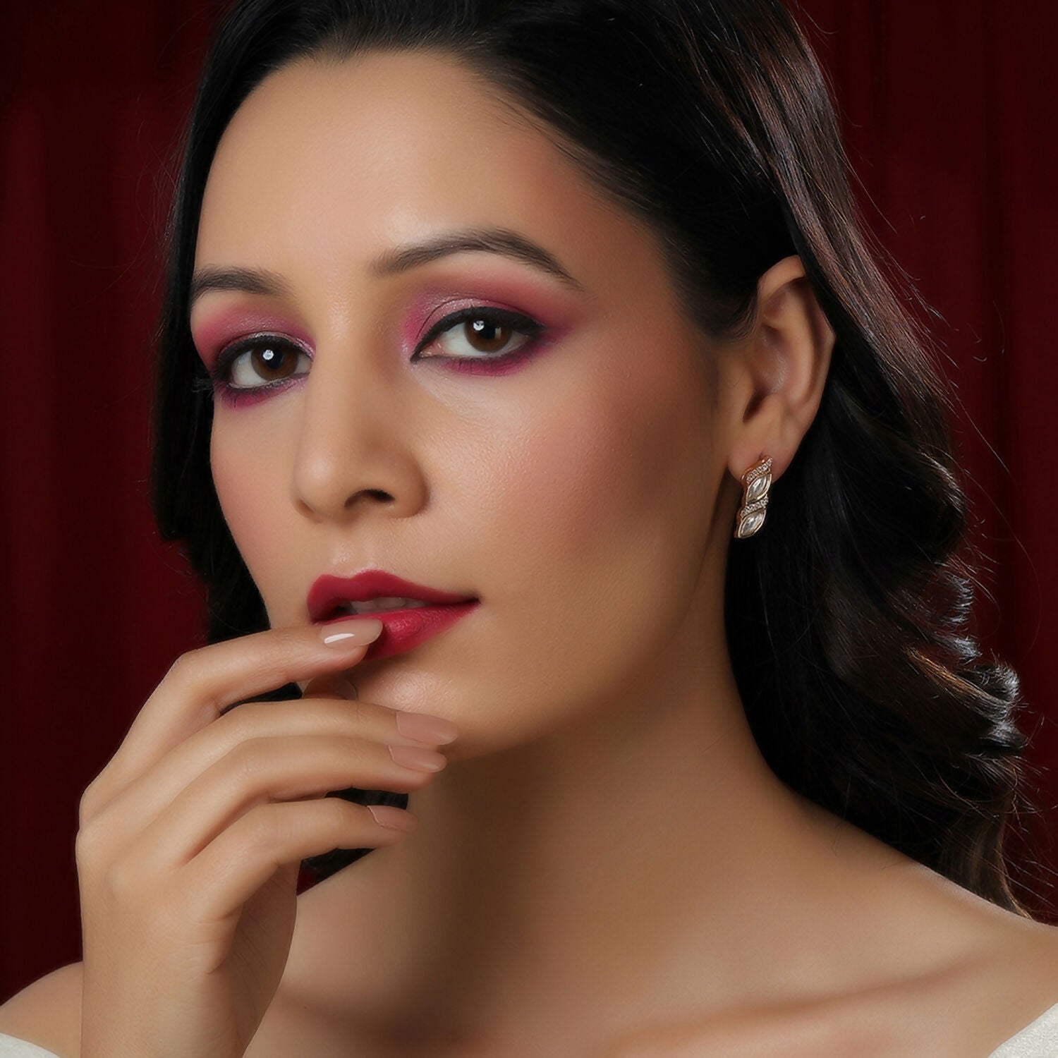 Boat Shaped Earrings with Diamond in Gold (Gold) - Ruby Raang - Grab2buy