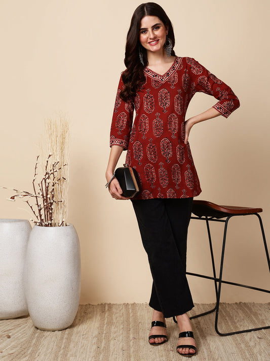 Antaran Maroon Pure Cotton Maroon Printed Tunic