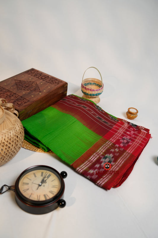 khanduapata Green & Maroon Colour Dot Design Cotton Saree For Women