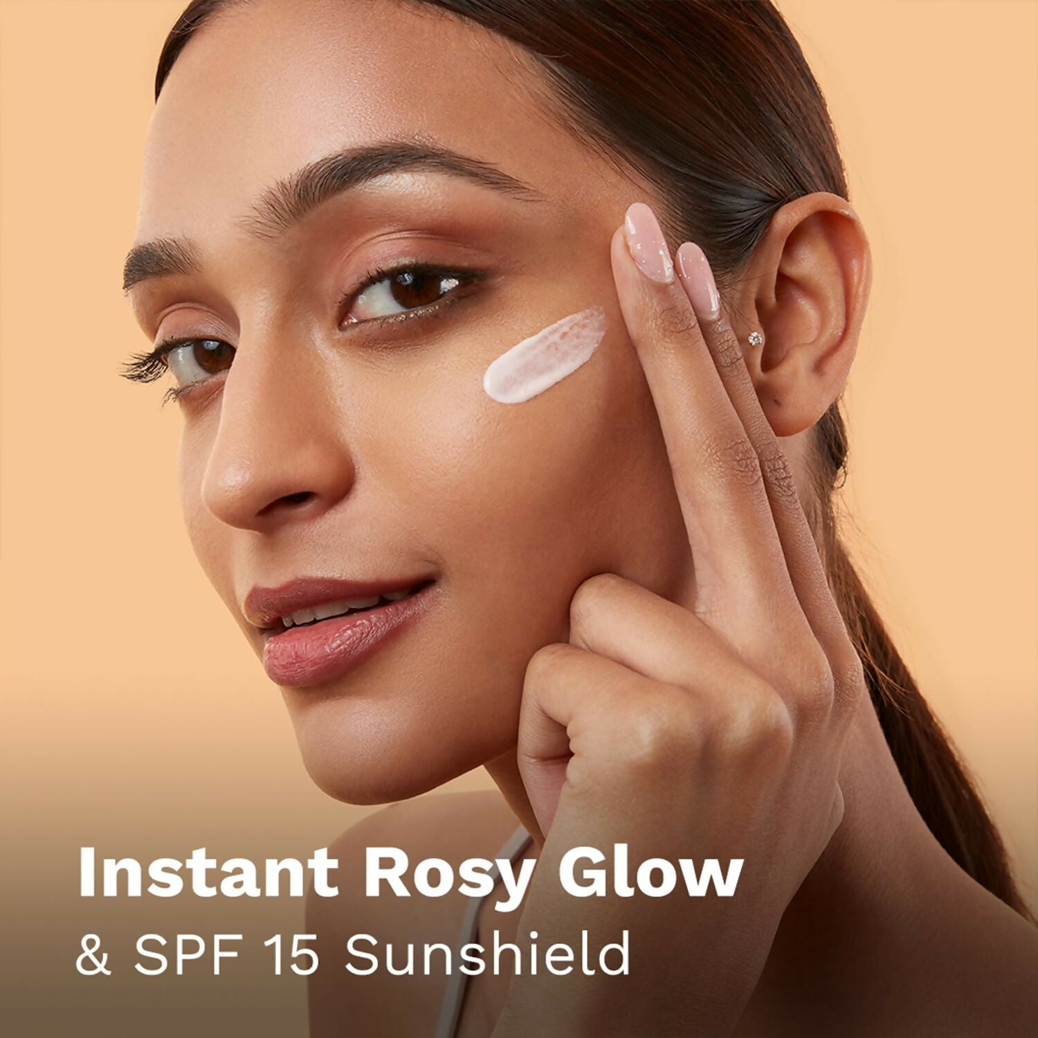 Pilgrim Illuminating Moisturizer For Instant Rosy Glow & SPF 15 with Australian Kakadu Plum - Grab2buy