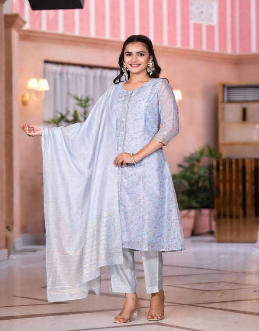 Juniper Women's Grey Floral Printed Chanderi Kurta Set With Lace & Buttons