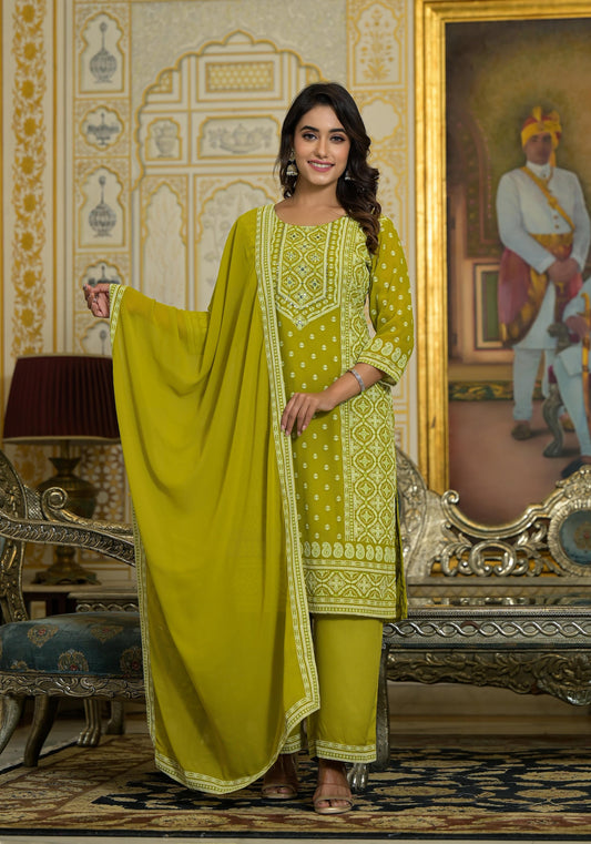 Juniper Women's Green Georgette Embroidered Kurta Set