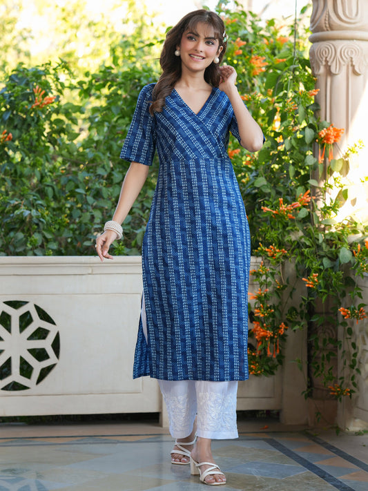 Janasya Dark Cotton Geometric Straight Kurta | Grab2Buy