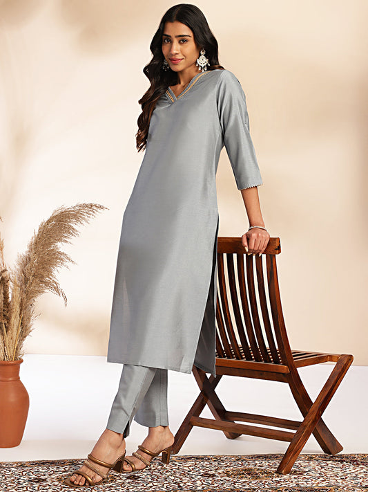 Janasya Grey Crepe Silk Solid Regular Kurta Set | Grab2Buy