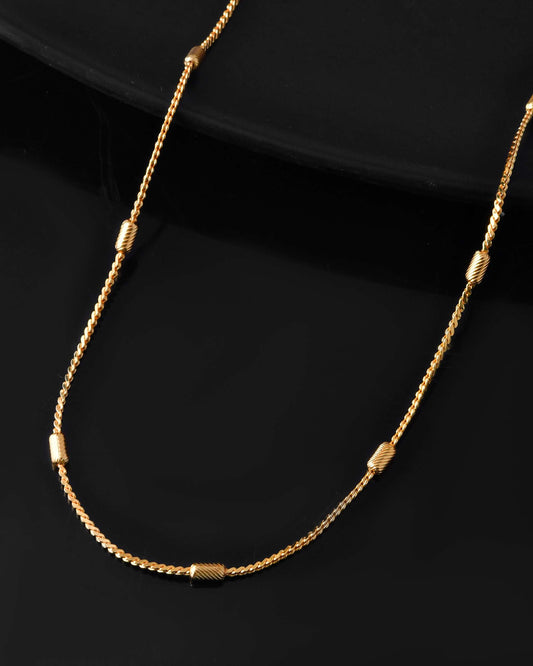 Jewels Nest Classic Golden Chain with Knurled Cylinder Detailing