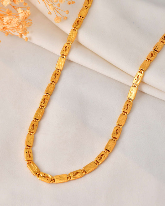 Jewels Nest Golden Geometric Link Chain for Men & Women – Classy Look