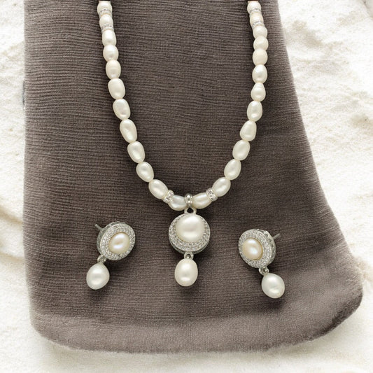 J Pearls Brielle Pearl Set J Pearls