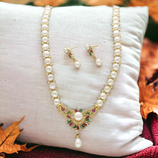 J Pearls Glittering Pearl Necklace Set | Grab2Buy