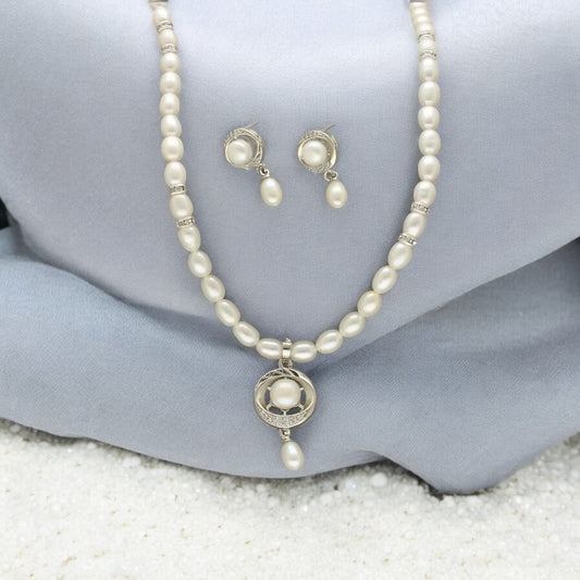 J Pearls Brinda Pearl Necklace Set | Grab2Buy