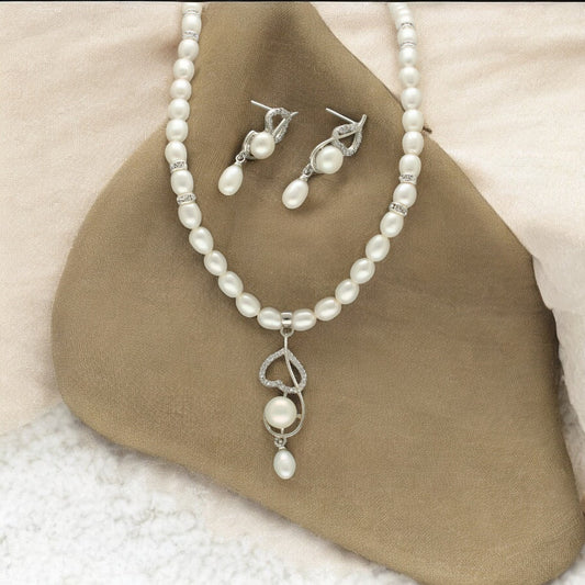 J Pearls Xyla Pearl Necklace Set | Grab2Buy