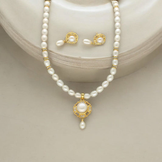 J Pearls Pearlescent Pearl Necklace Set | Grab2Buy