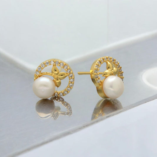 J Pearls Sorai Pearl Earrings | Grab2Buy