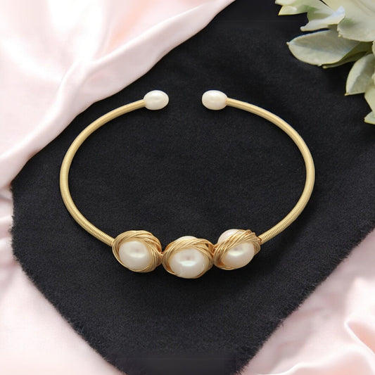 J Pearls Mallory Pearl Bracelet | Grab2Buy