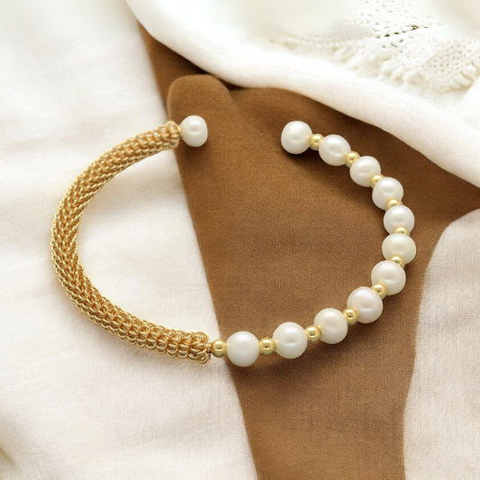 J Pearls Omisha Pearl Bracelet | Grab2Buy