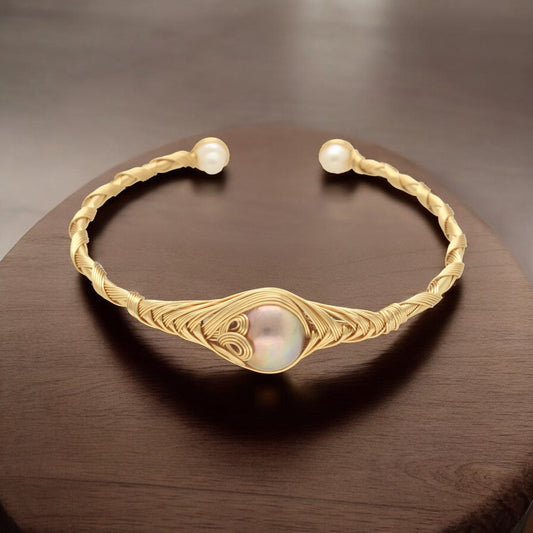 J Pearls Opulent Pearl Bracelet | Grab2Buy