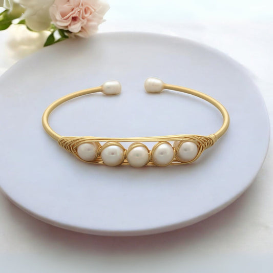 J Pearls Yara Pearl Bracelet | Grab2Buy