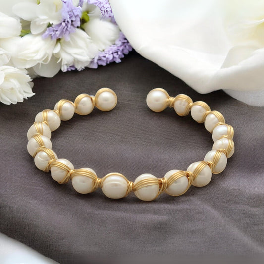 J Pearls Ipsit Pearl Bracelet | Grab2Buy