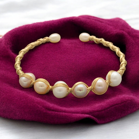 J Pearls Qarin Pearl Bracelet | Grab2Buy