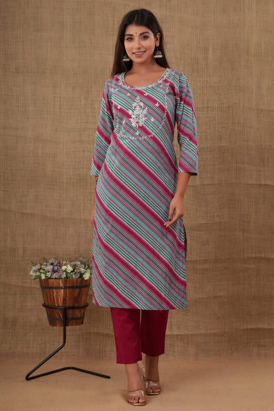 Kaajh Women's Maroon Lahariya Cotton Kurta Pant Set