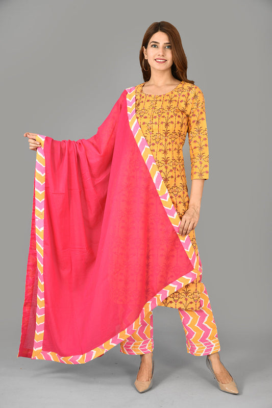 Kaajh Yellow Floral Print Suit Set For Women