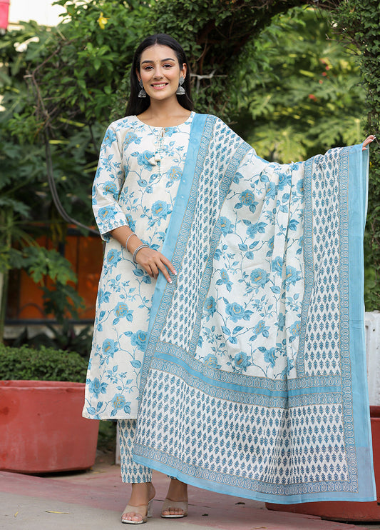 Kaajh Women's Sky Blue Floral Print Cotton Kurta Pant Set With Dupatta