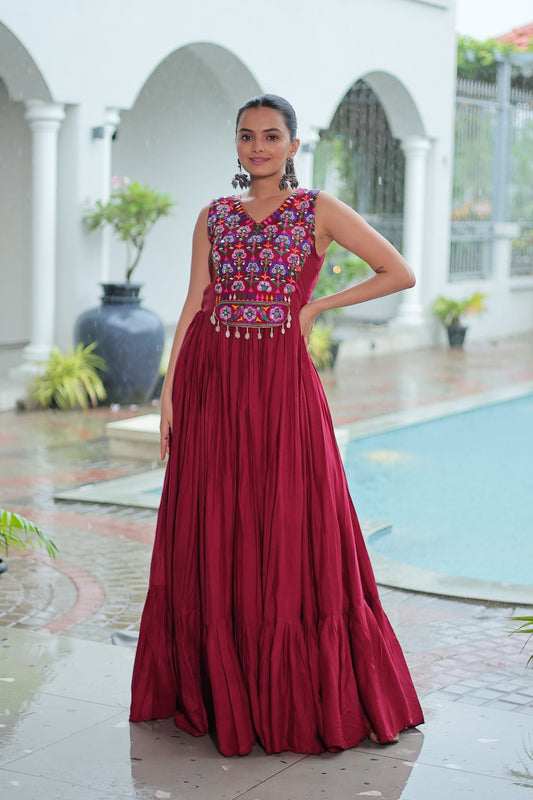 Prazu Fashion Maroon Reyon Kutchi Gamthi Thread Work Navaratri Gown