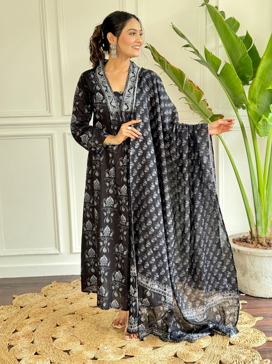 Teeya Creation Black Colour Pure Cotton Digital Print Fully Stitched Kurti Set