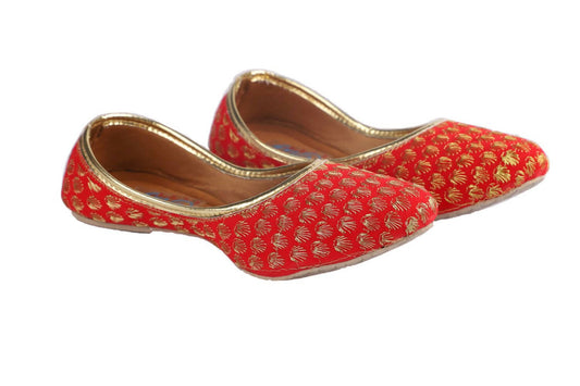 Tiny Bugs Girls Sequin Detailing Ethnic Juttis - Red Grab2Buy Tiny Bugs Grab2Buy