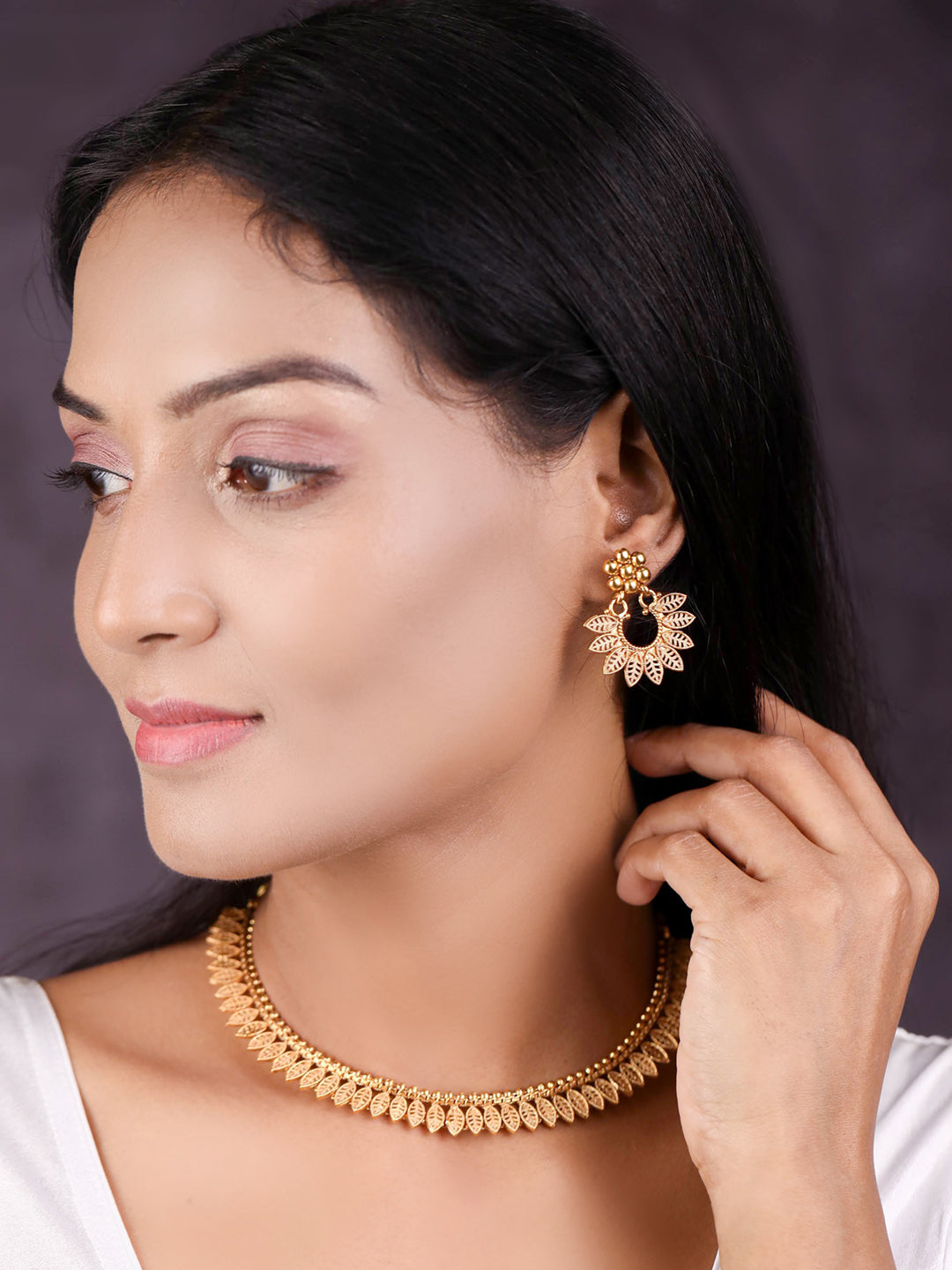 Priyaasi Women Gold Plated Leaf Patterned Jewellery Set - Grab2buy
