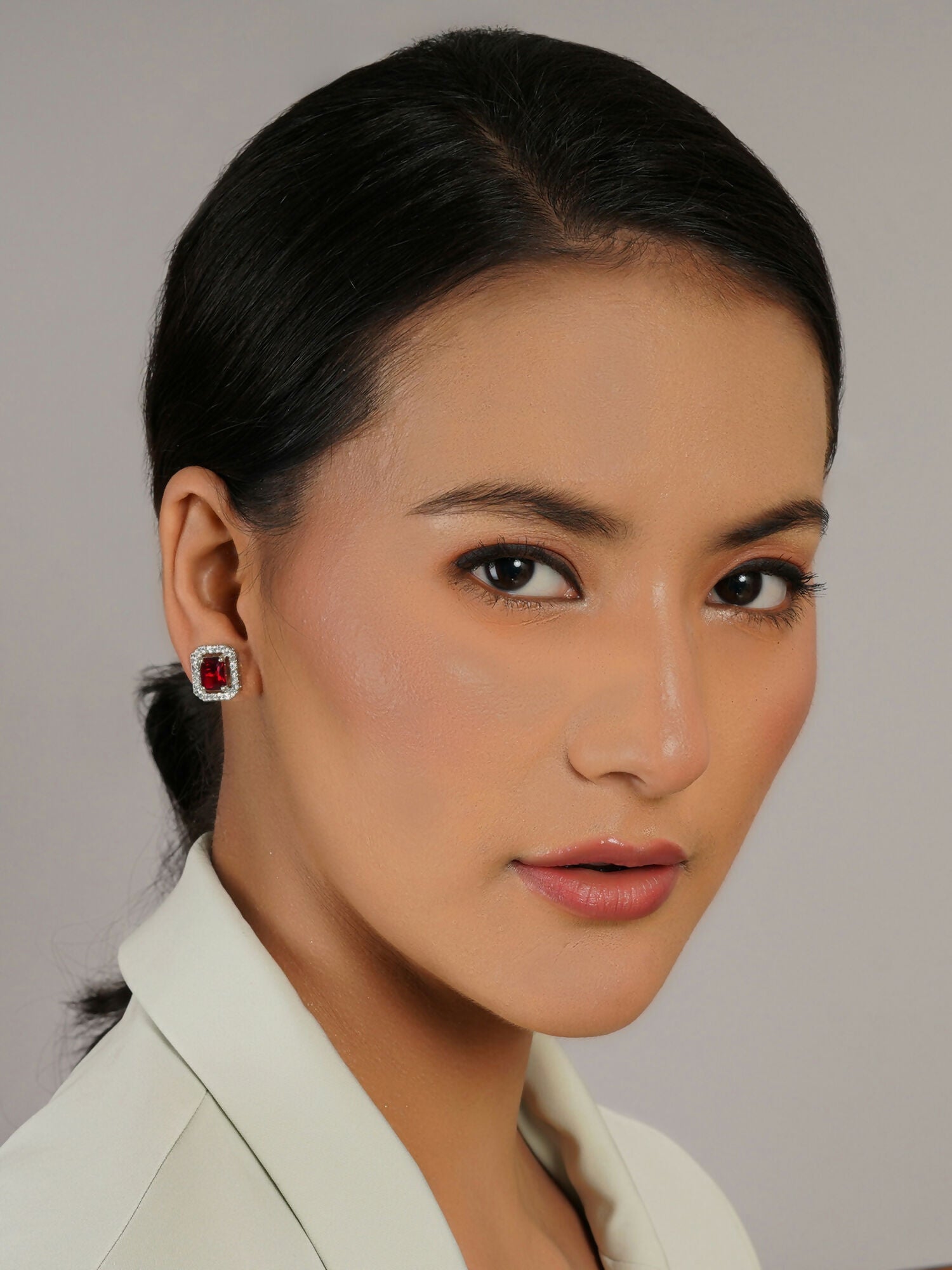 stone stud (Red) - Ruby Raang - Grab2buy
