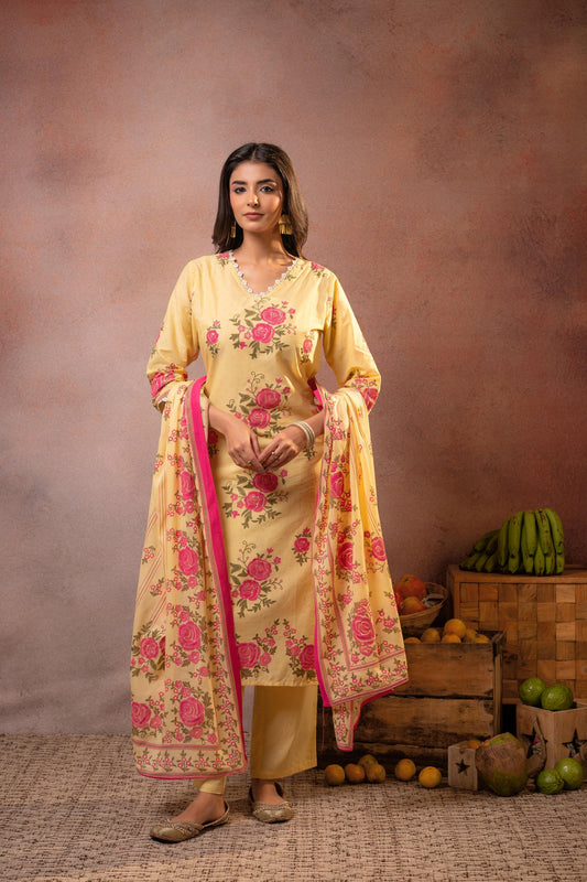 Juniper Gulbahaar Blush Floral Kurta Pant And Dupatta Set