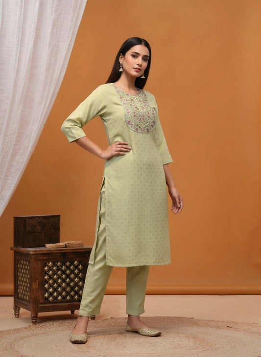 BulBul Pista Green Silk Kurta Set with Floral Embroidered Yoke