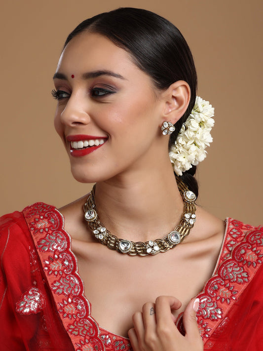 Golden Kundan & Mossainite Hasli Choker with Studs - Ruby Raang